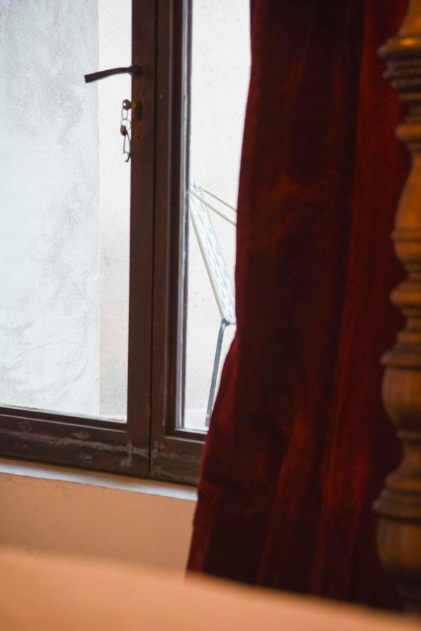 Les Chambres D'Agmara อาร์ลส์ ภายนอก รูปภาพ