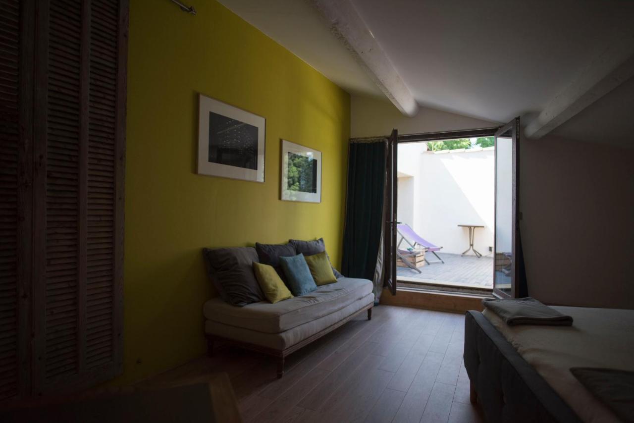 Les Chambres D'Agmara อาร์ลส์ ภายนอก รูปภาพ