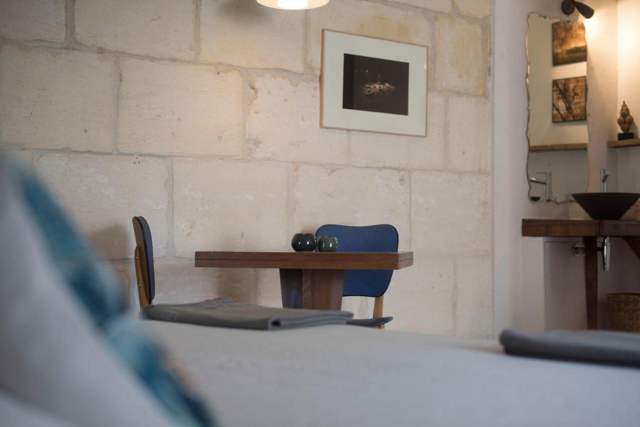 Les Chambres D'Agmara อาร์ลส์ ภายนอก รูปภาพ