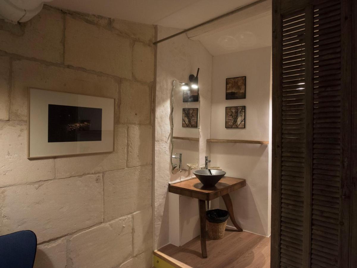 Les Chambres D'Agmara อาร์ลส์ ภายนอก รูปภาพ