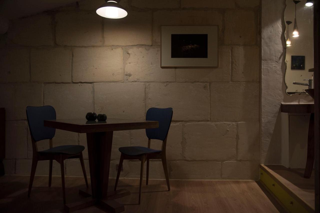 Les Chambres D'Agmara อาร์ลส์ ภายนอก รูปภาพ